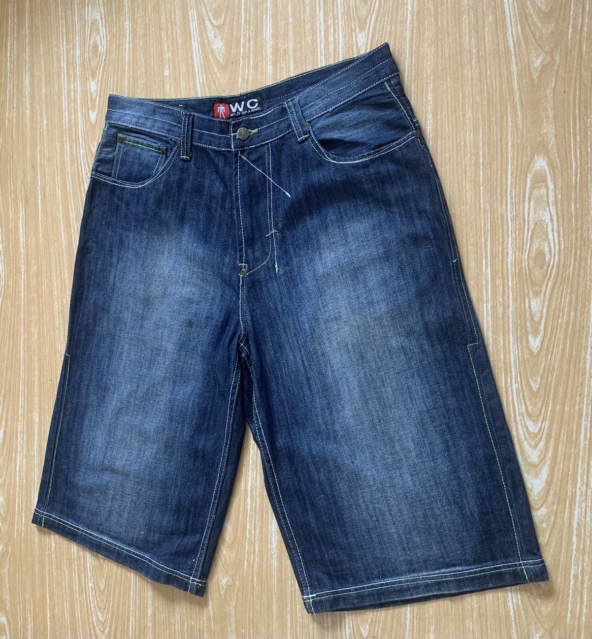 Japanese Brand Wild Channel Out Of This World Embroidered Baggy Short Pants Size US 34 / EU 50 - 5 Thumbnail