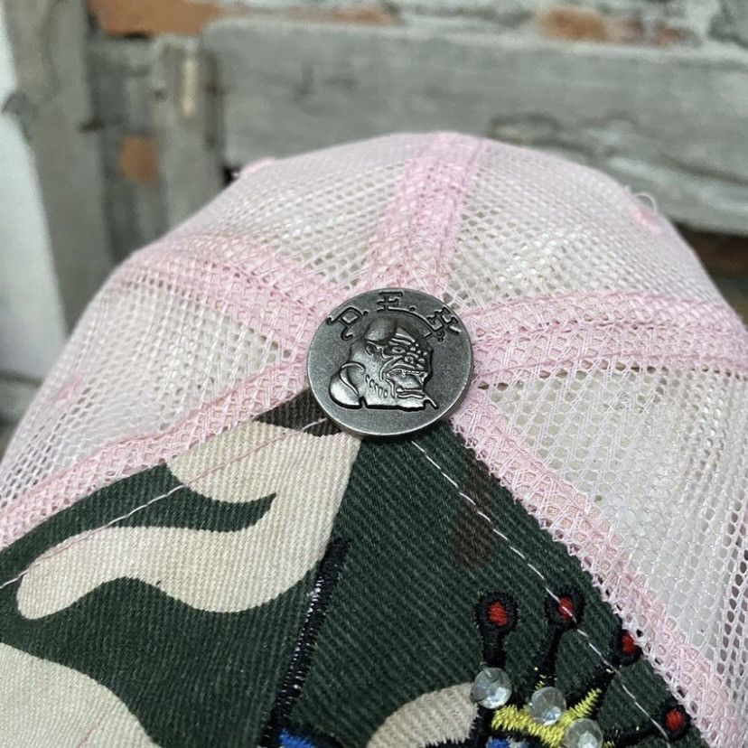 Designer × Ed Hardy × Vintage 2000s Ed hardy camouflage/pink trucker cap Size ONE SIZE - 8 Thumbnail