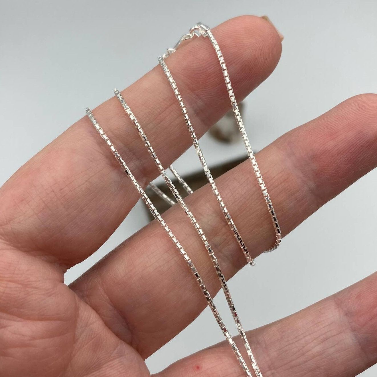 The Unbranded Brand Diamond Cut Sterling Silver 18" Box Chain Size ONE SIZE - 4 Thumbnail