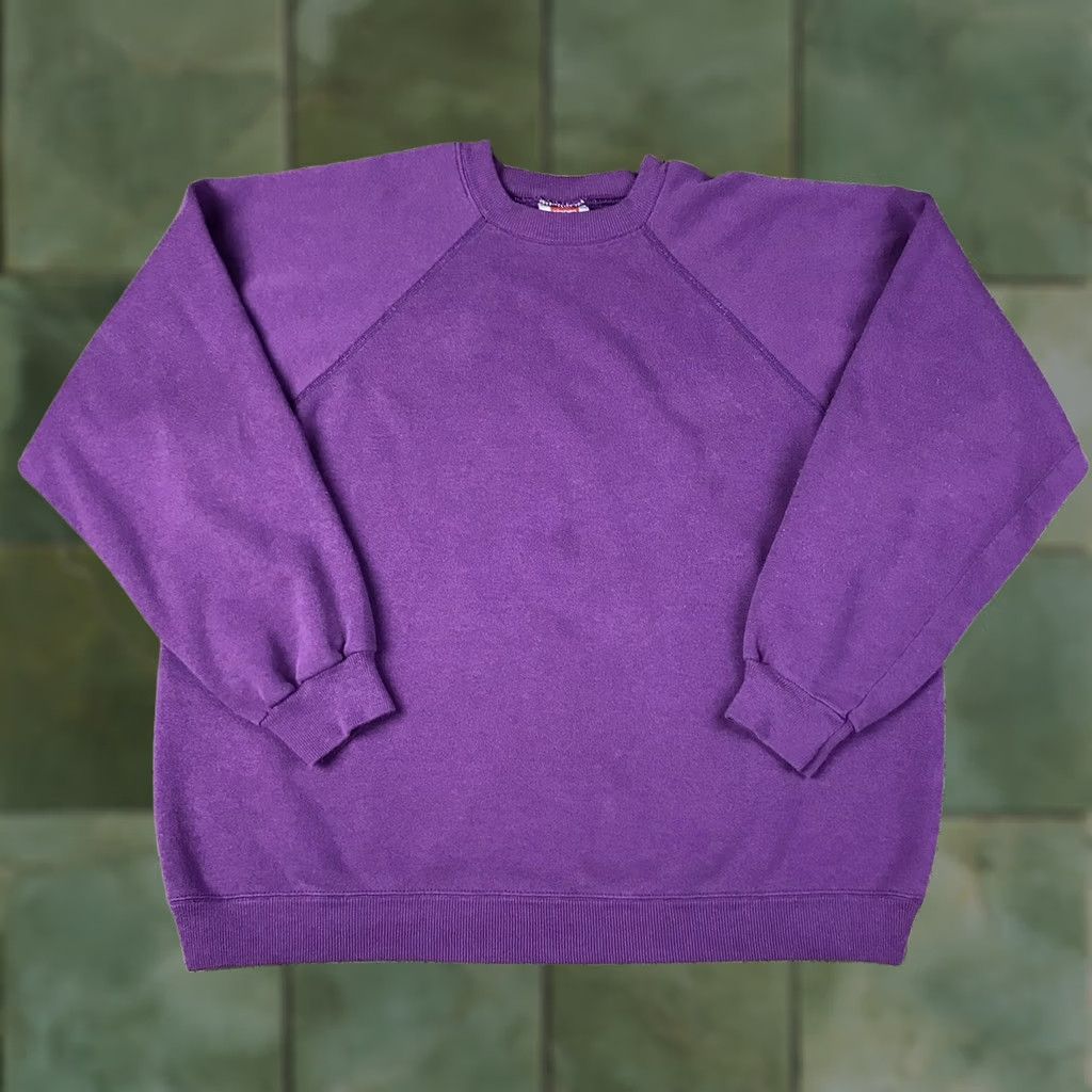 Hanes VINTAGE Hanes Purple Raglan Crewneck Sweatshirt Womens XL 90s Made USA Size XL / US 12-14 / IT 48-50 - 1 Thumbnail