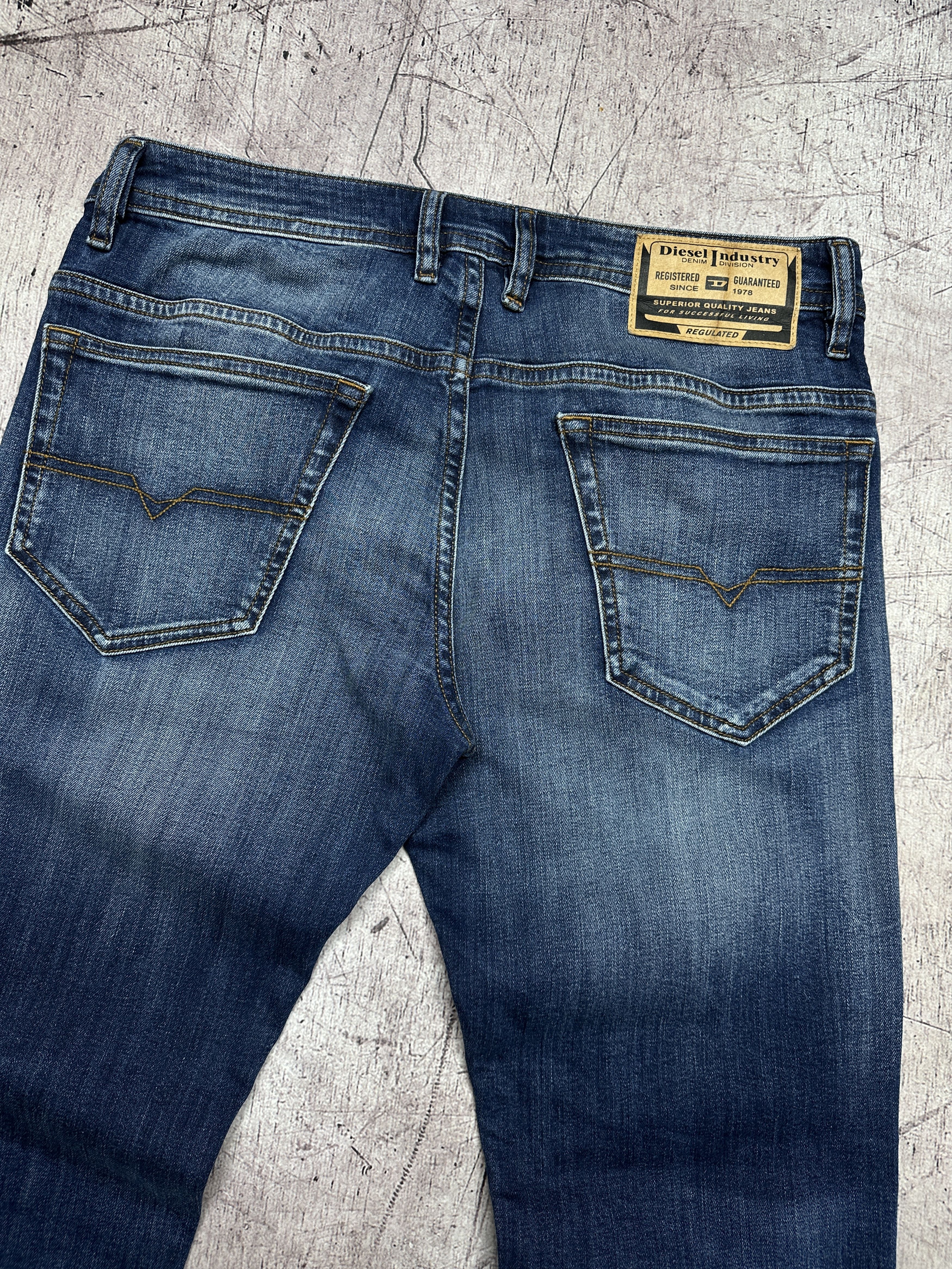 Diesel Diesel Vintage Mens Denim Pants Jeans Size US 34 / EU 50 - 2 Thumbnail