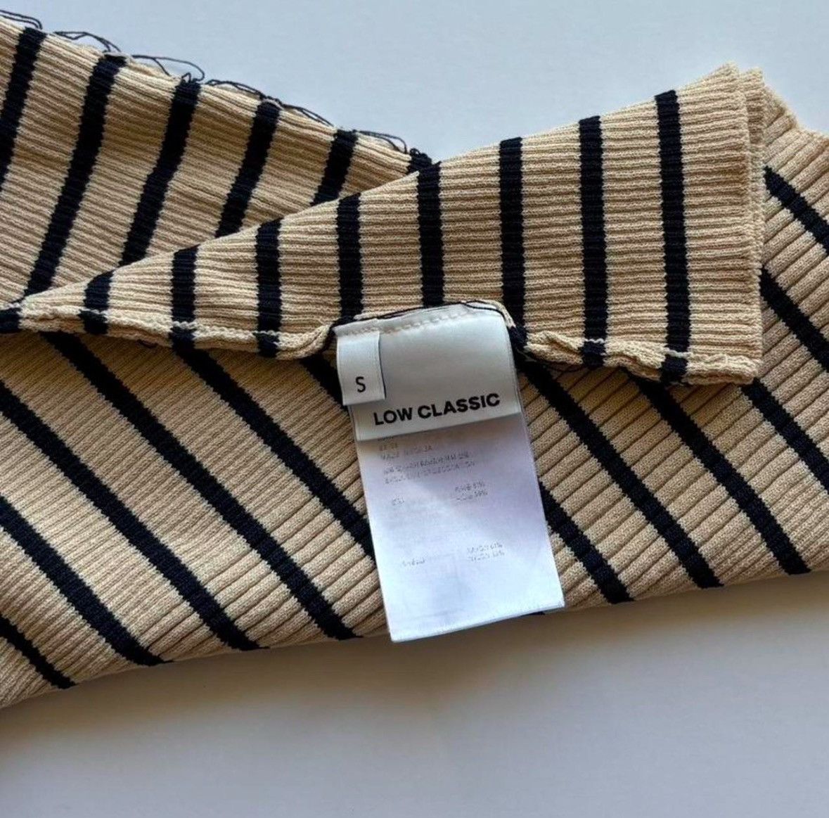 LOW CLASSIC LOW CLASSIC : Beige Striped Adjustable Camisol Size S / US 4 / IT 40 - 7 Thumbnail