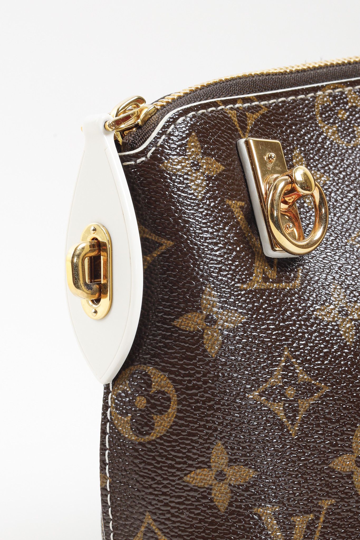 Louis Vuitton Louis Vuitton Marc Jacobs Brown Lockit Clutch 2011/12 Size ONE SIZE - 9 Thumbnail
