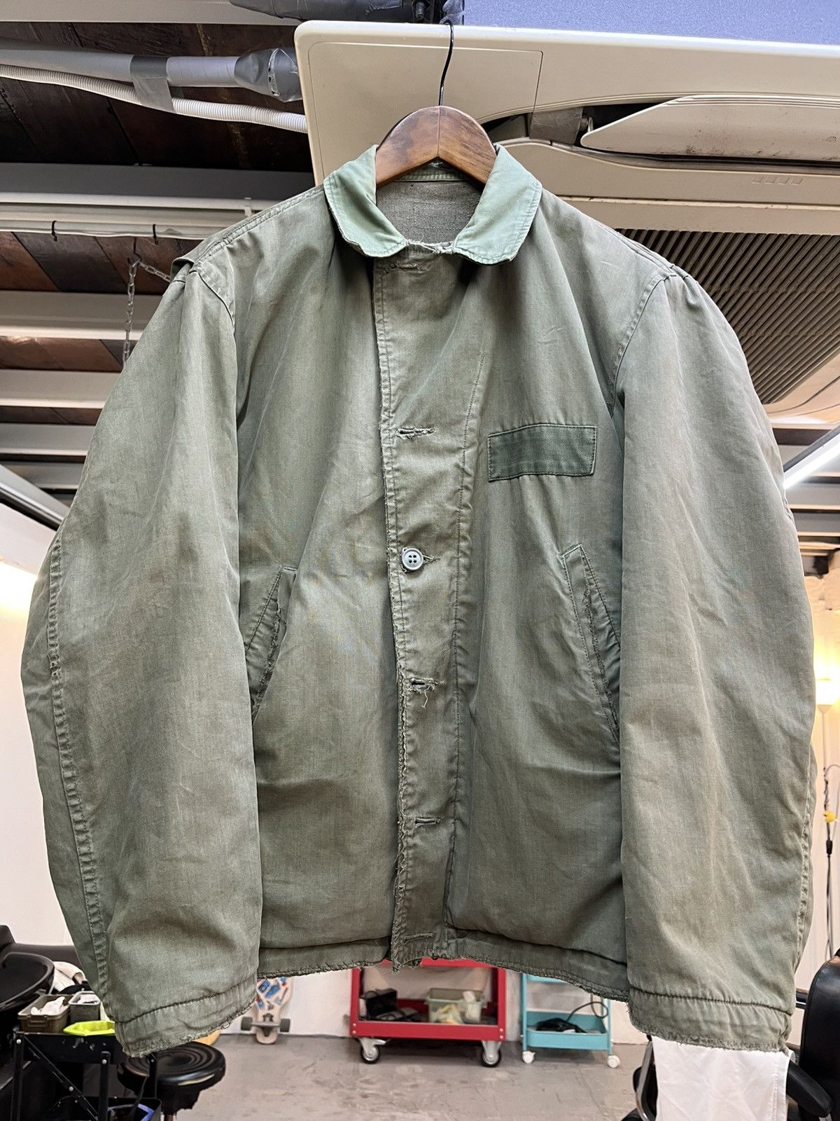 Perfect sun faded and Distressed 40s US NAVY N4 jacket