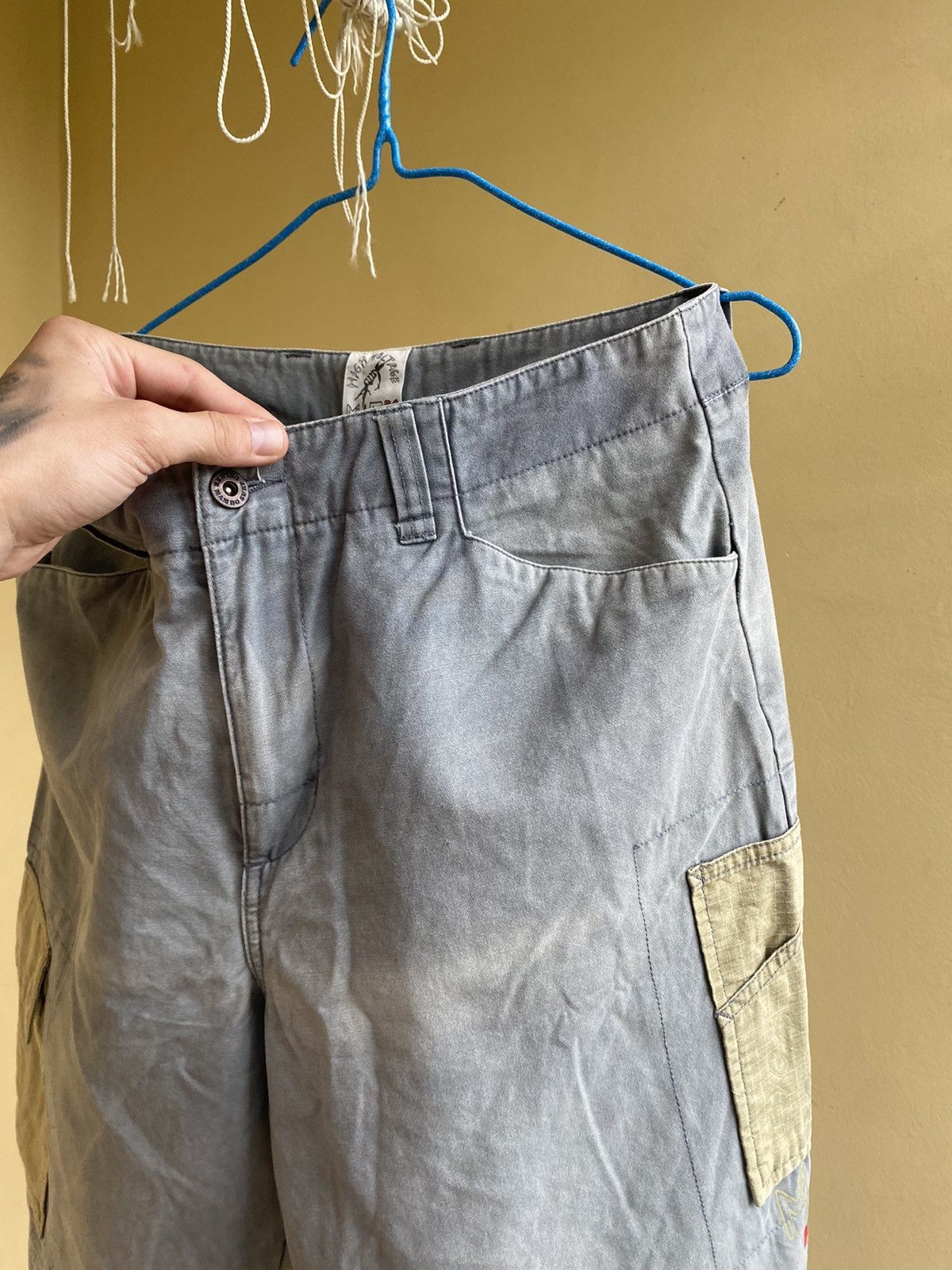 Mambo × Vintage Rare! Vintage 1990’s Mambo Night Voltage Cargo Shorts Size US 32 / EU 48 - 16 Thumbnail