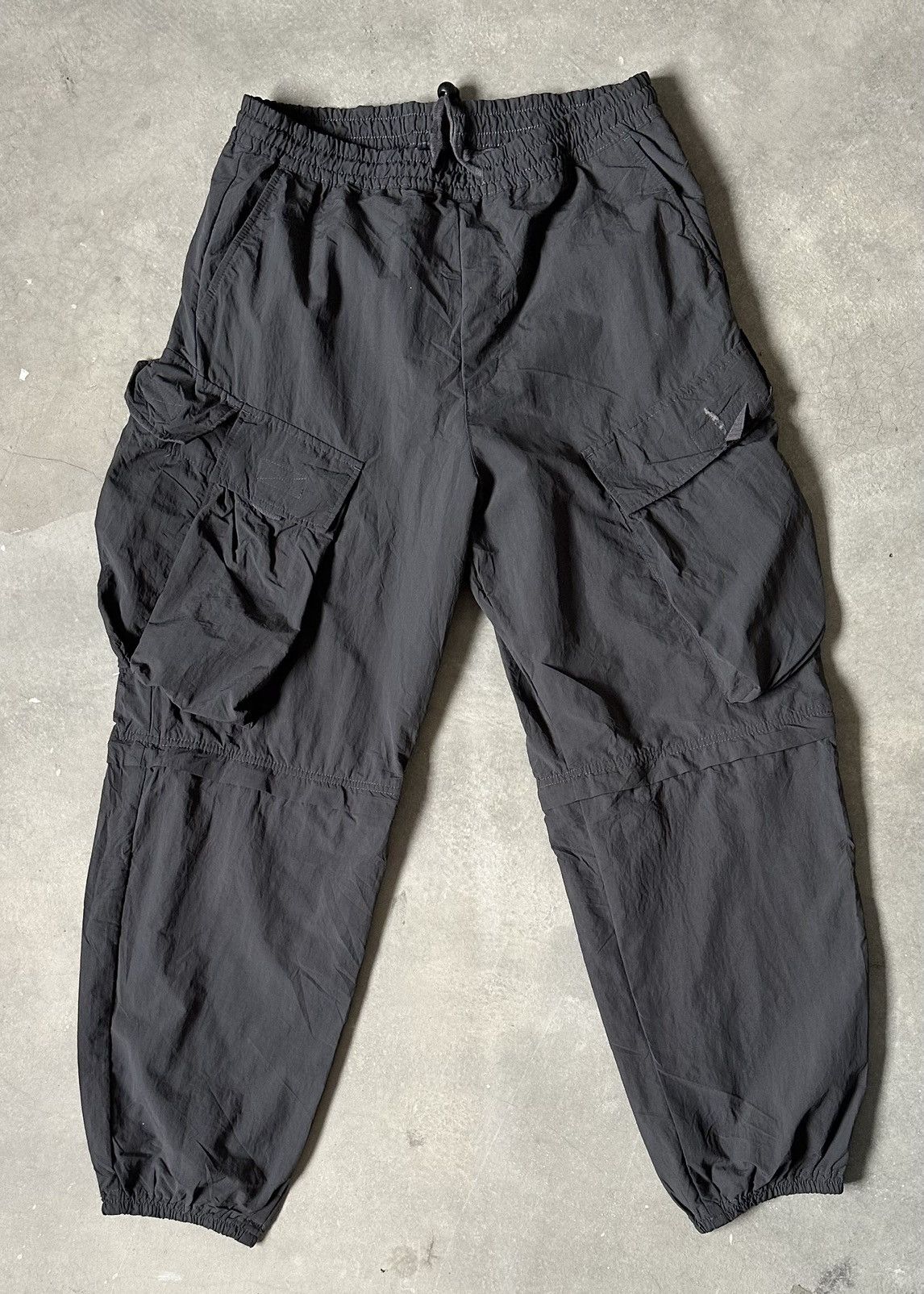 GU GU BAGGY MULTIPOCKET CARGO PANT Size US 34 / EU 50 - 1 Thumbnail