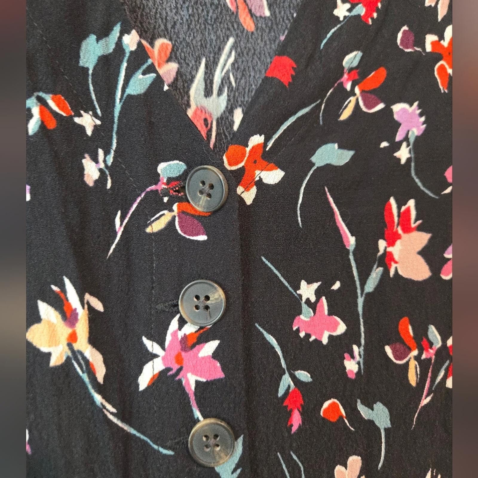Madewell Madewell V-Neck Button-Front Mini Dress in Drifting Flowers Size XS / US 0-2 / IT 36-38 - 4 Thumbnail