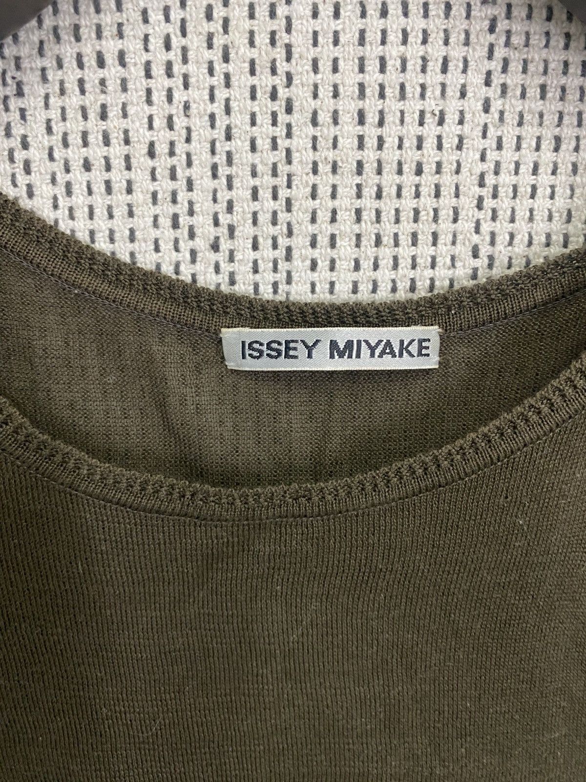 Designer × Issey Miyake Very rare Vintage issey miyake tanktop mesh destroy style Size US S / EU 44-46 / 1 - 7 Thumbnail
