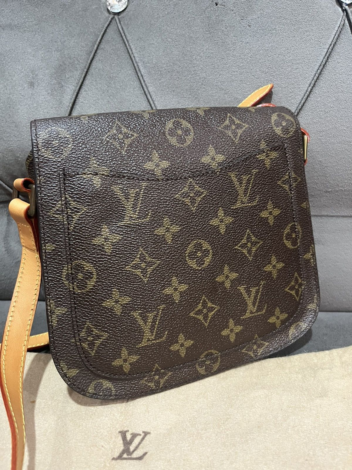 Louis Vuitton Authentic Louis Vuitton Saint Cloud Brown Shoulder Bag Size ONE SIZE - 4 Thumbnail