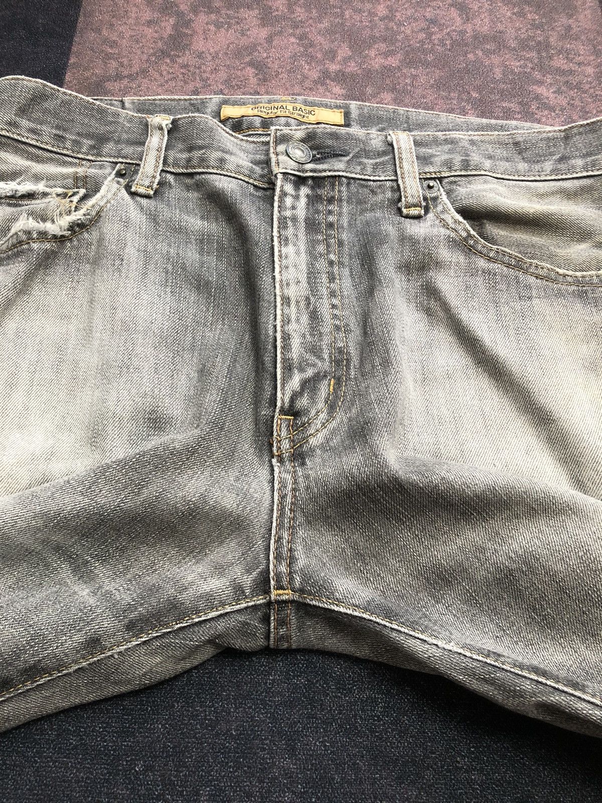 Uniqlo Vintage Japanese Distressed Black Faded Uniqlo Jeans Size US 35 - 9 Thumbnail