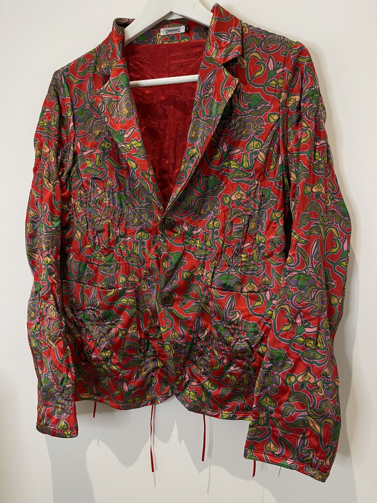 Undercover Undercover FW01 “DAVF” Red Skull-Floral Jacket w Drawstrings Size S / US 4 / IT 40 - 4 Thumbnail