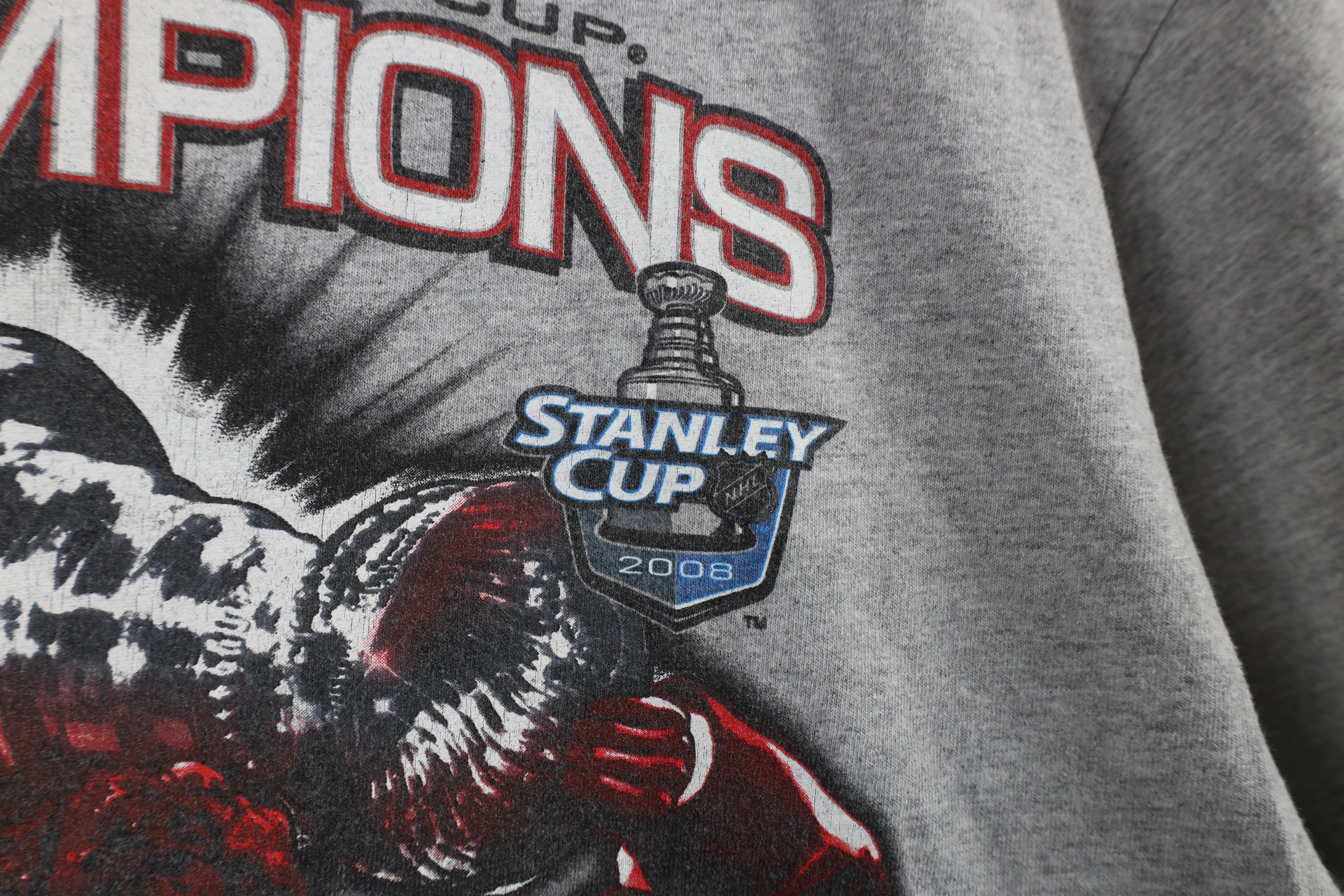 Vintage Vintage 2008 Stanley Cup Champ Detroit Red Wings T-Shirt Size US L / EU 52-54 / 3 - 5 Thumbnail