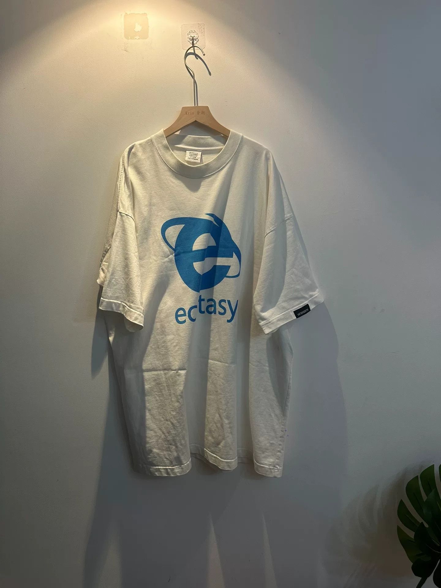 Vetements vetements ss20 internet graphics short sleeve tee Size US XS / EU 42 / 0 - 1 Thumbnail