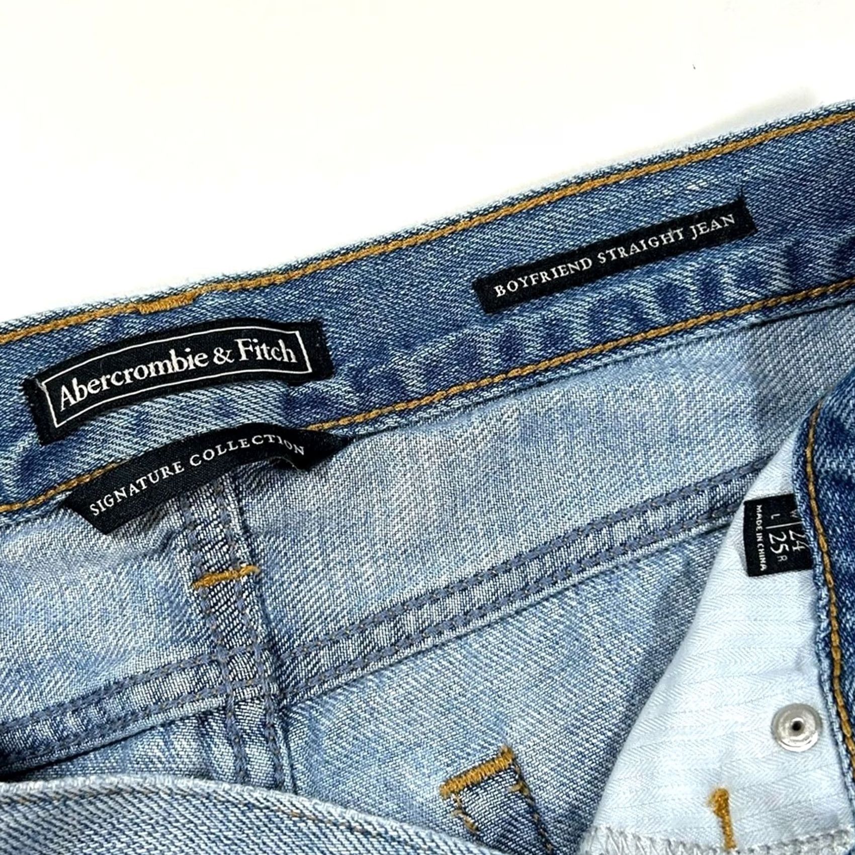 Abercrombie & Fitch Abercrombie and Fitch Jeans Boyfriend Straight Leg Womens 24" Blue Distressed Size 42" / US 20 - 5 Thumbnail