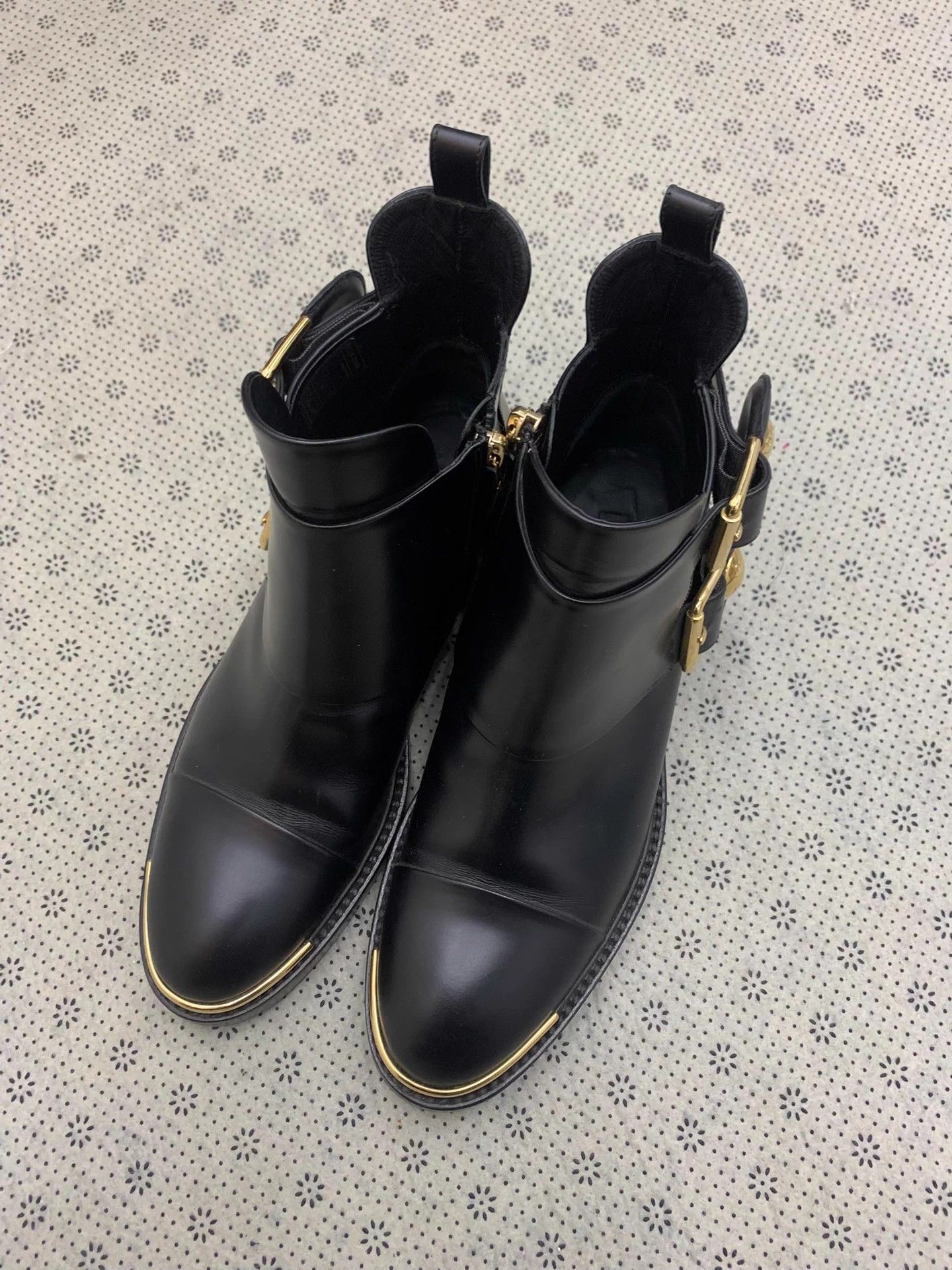 Louis Vuitton LV Black Gold Hw Moto Ankle Boots 35 New Size US 4 / IT 34 - 1 Thumbnail