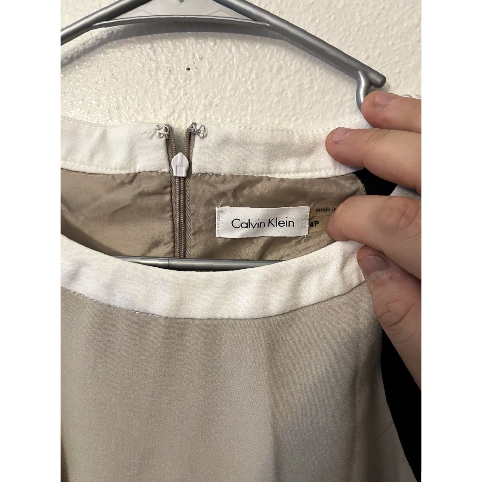 Calvin Klein Calvin Klein White Black White Colorblock Sleeveless Sheath Career Dress Size 4P Size S / US 4 / IT 40 - 3 Thumbnail