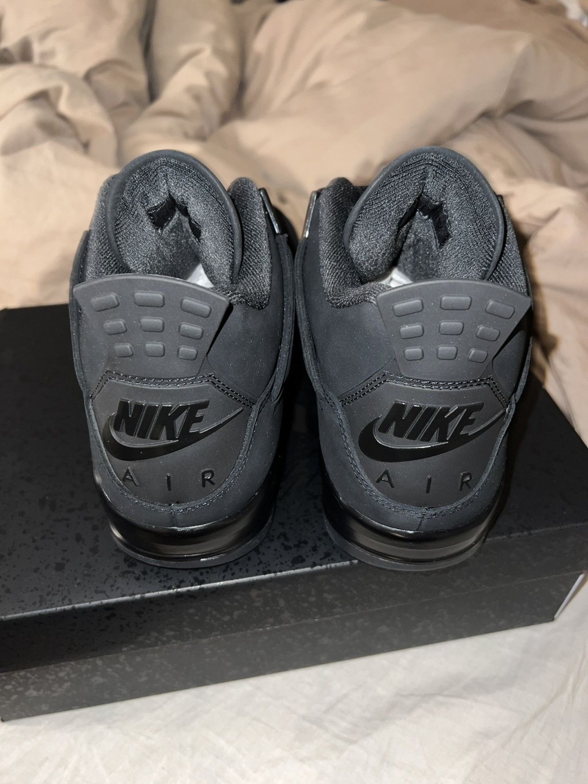 Jordan Brand Jordan 4 black cat 2025 Size US 9 / EU 42 - 14 Thumbnail