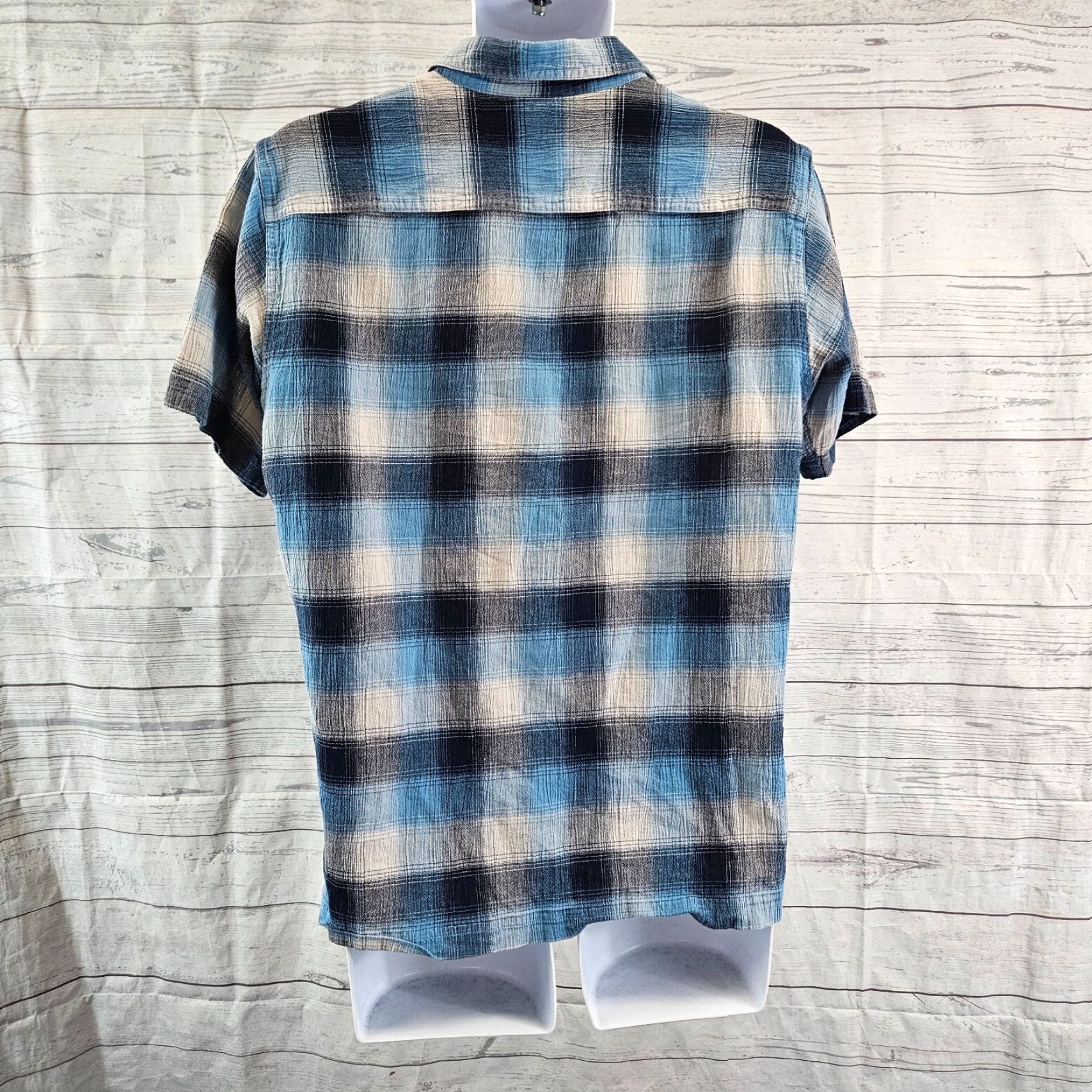 Patagonia Patagonia Shirt Mens Button Front Size M Blue Gray Organic Cotton Slim? Check Size US M / EU 48-50 / 2 - 4 Thumbnail