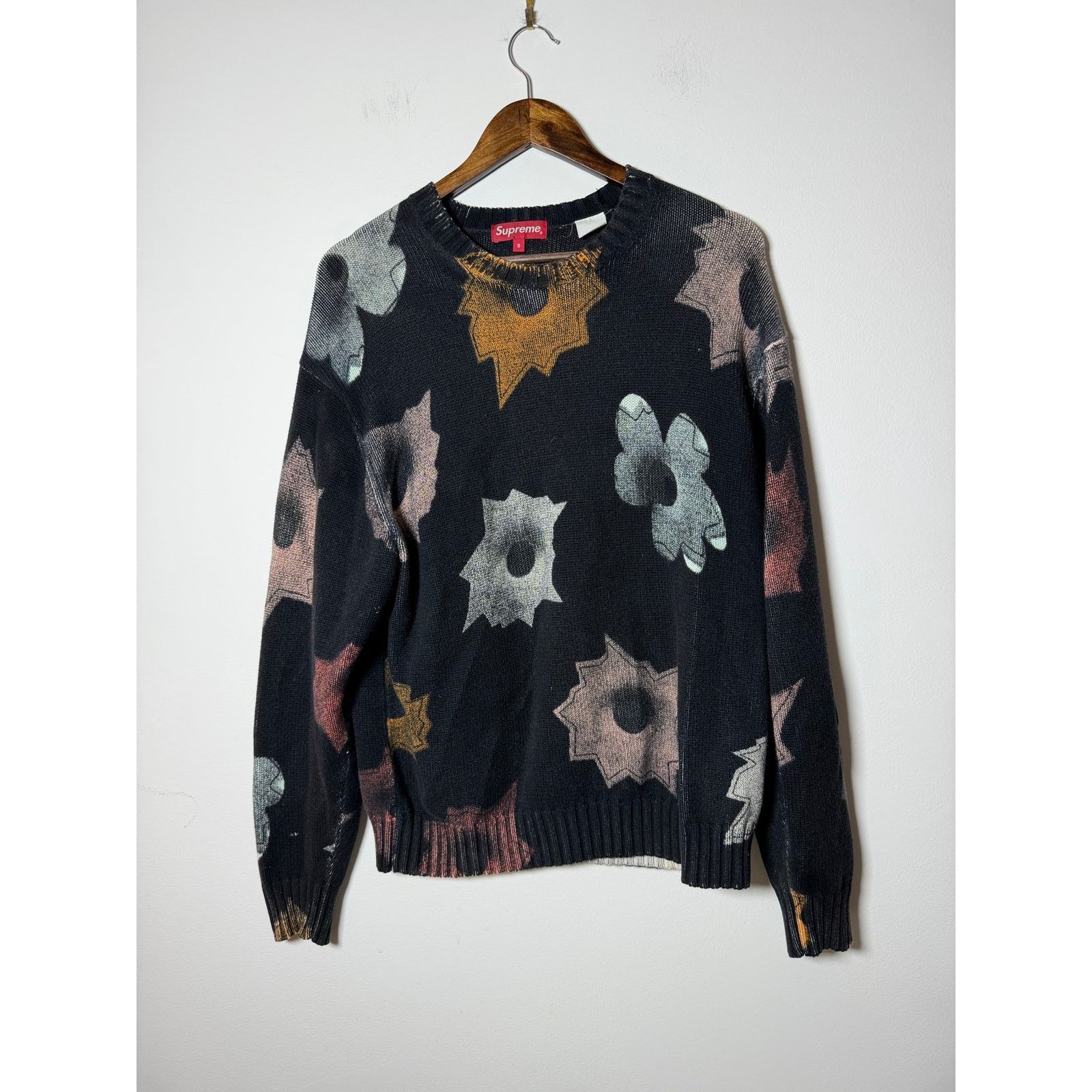 Supreme Supreme x Nate Lowman Sweater 'Black' Size US S / EU 44-46 / 1 - 1 Thumbnail