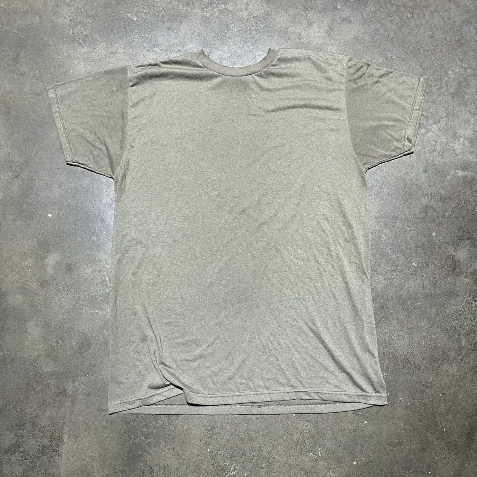 Vintage 80s Military Army Green Blank Grunge T-Shirt