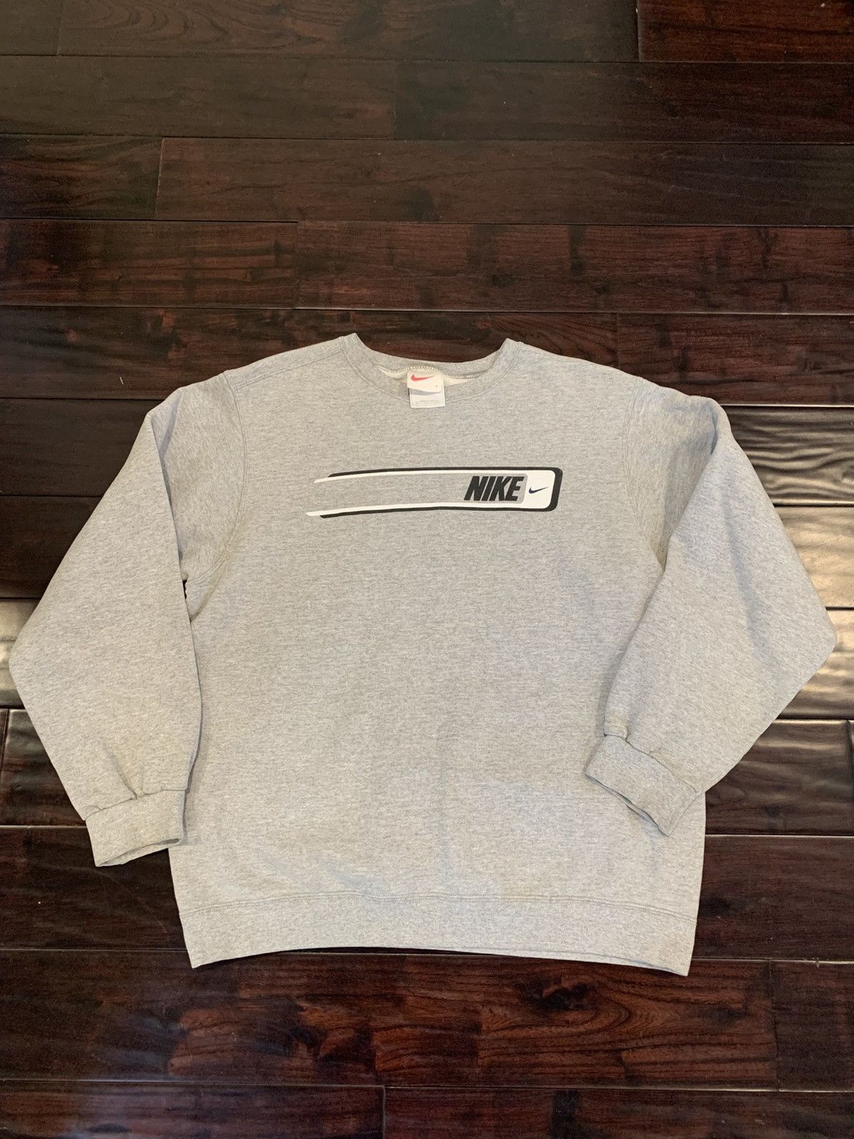 Nike 90s nike made in USA grey crewneck Size US L / EU 52-54 / 3 - 1 Thumbnail