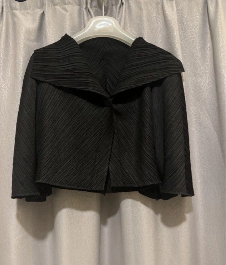 Issey Miyake Issey Miyake size:3 black jacket Size XS / US 0-2 / IT 36-38 - 1 Thumbnail