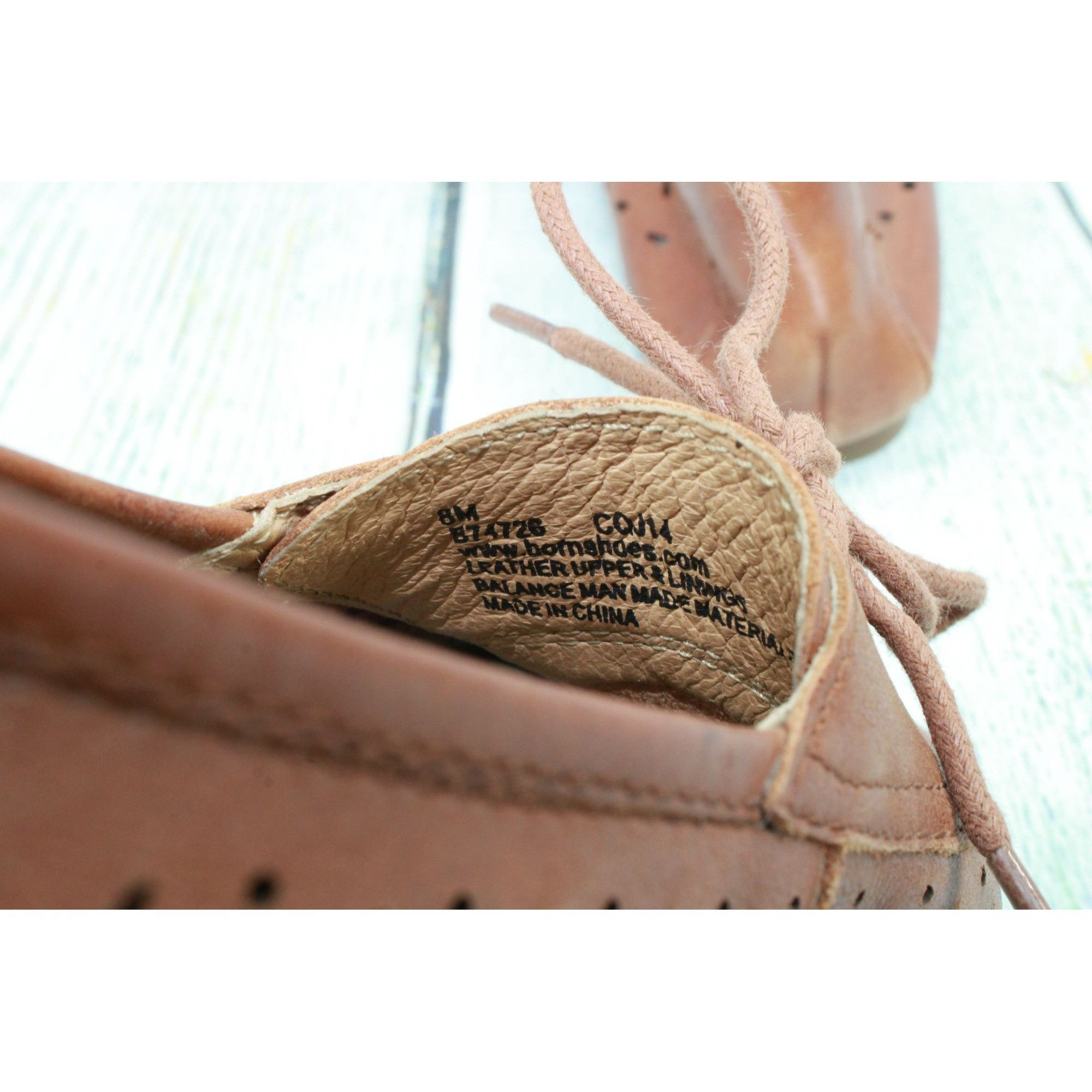 Born Born Verna Women's Comfort Cushioned Walking Flat Shoes Size US 8 / IT 38 - 8 Thumbnail