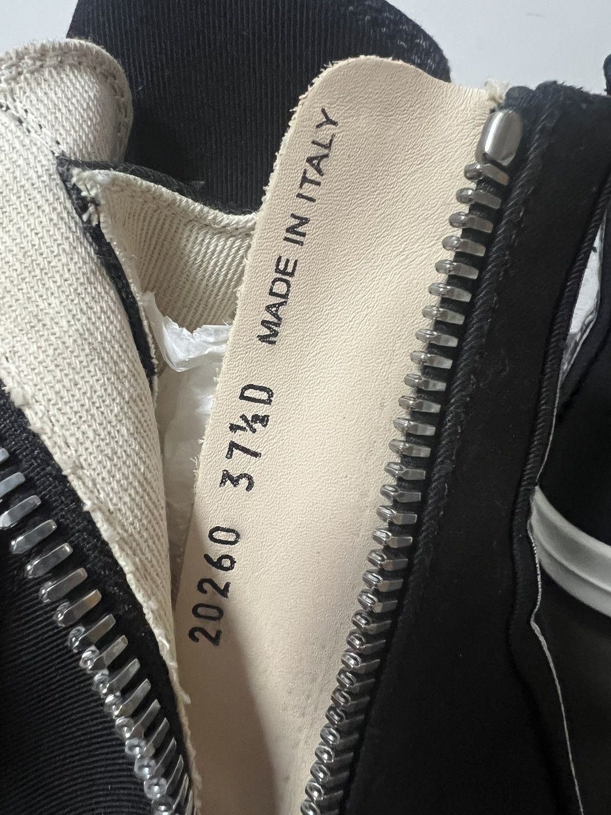 Rick Owens Drkshdw Rick owens ramones drkshdw high top sneakers sz37.5 Size US 7.5 / IT 37.5 - 9 Thumbnail