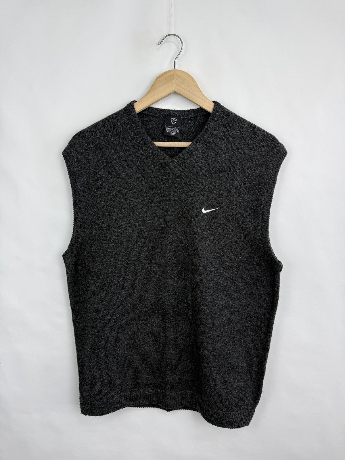Nike × Tiger Woods 🇺🇸 Vintage 90s Nike Golf Wool Vest Swoosh Small Logo Y2K Rare Size US L / EU 52-54 / 3 - 2 Thumbnail