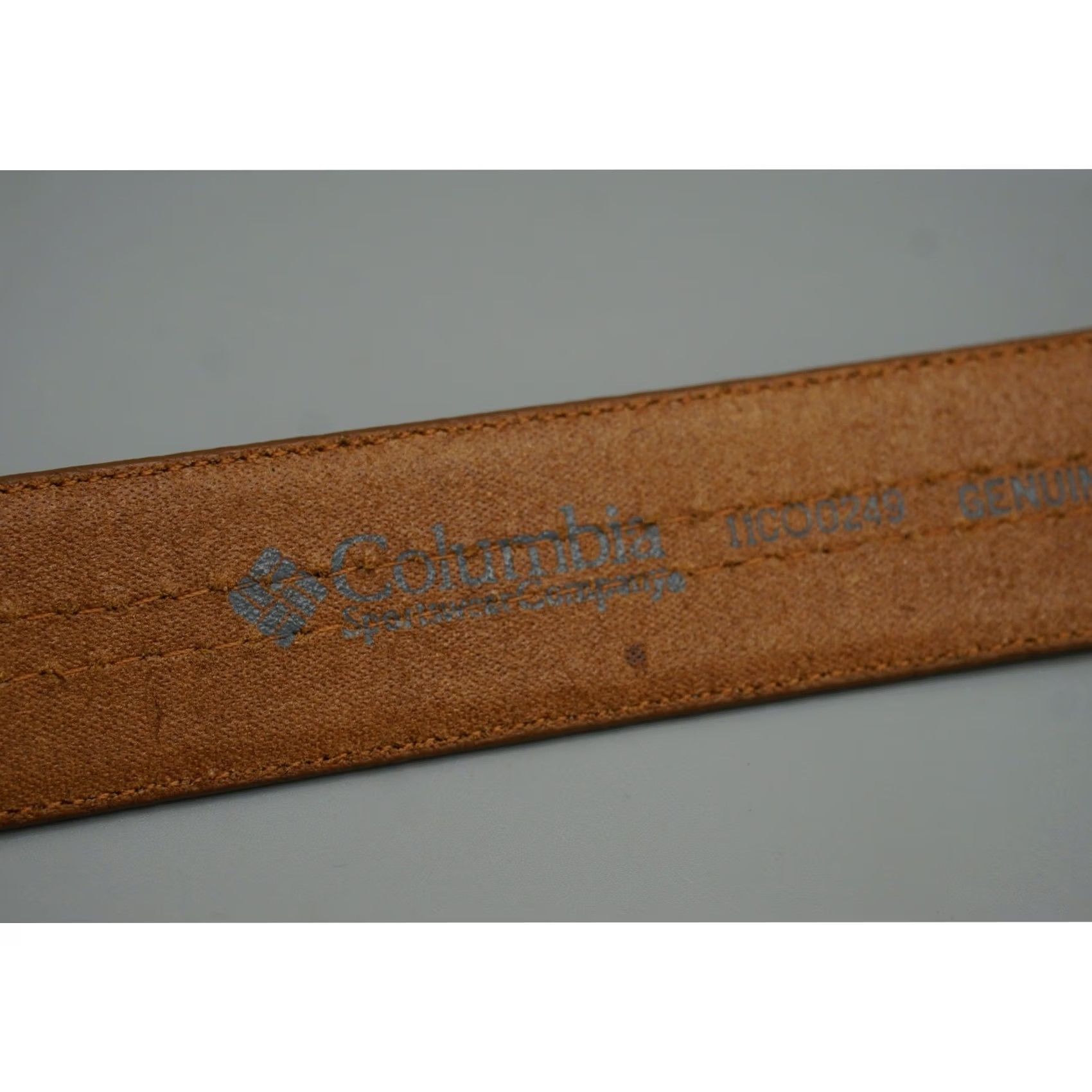 Vintage Columbia Belt Mens Leather Tan Nubuck 1.5" 38/95 Triple Stitch Buckle Classic Work Belt Mens Size 38 - 2 Thumbnail
