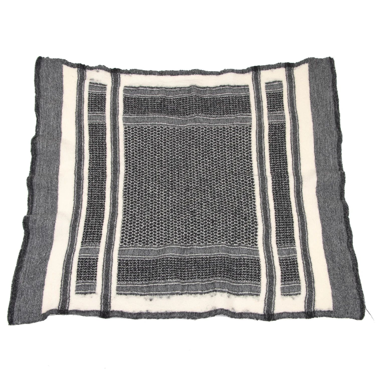 Junya Watanabe Graphic Stole in Black and Off-White Size ONE SIZE - 1 Thumbnail
