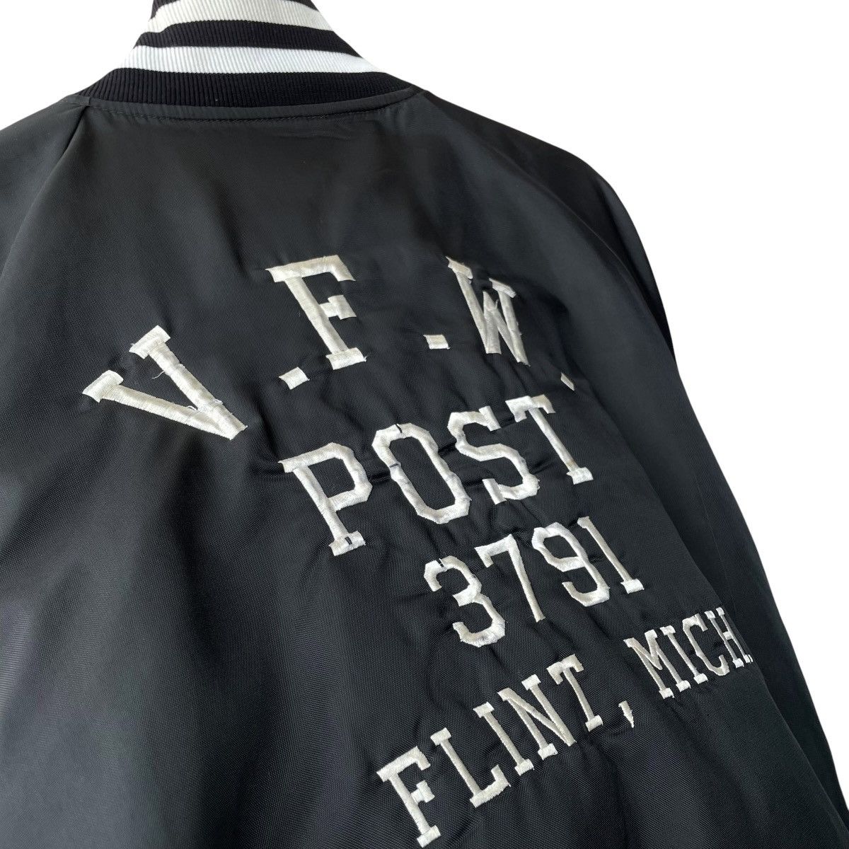 Vintage Butwin USA Vintage 1980s Veterans Of War Bomber Jacket Size US L / EU 52-54 / 3 - 6 Thumbnail