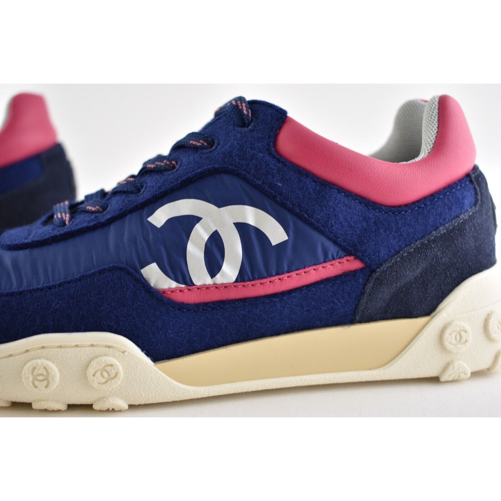 Chanel 18K CC Silver Logo Lace Up Tie Low Top Trainer Sneaker 35 Size US 5 / IT 35 - 10 Thumbnail