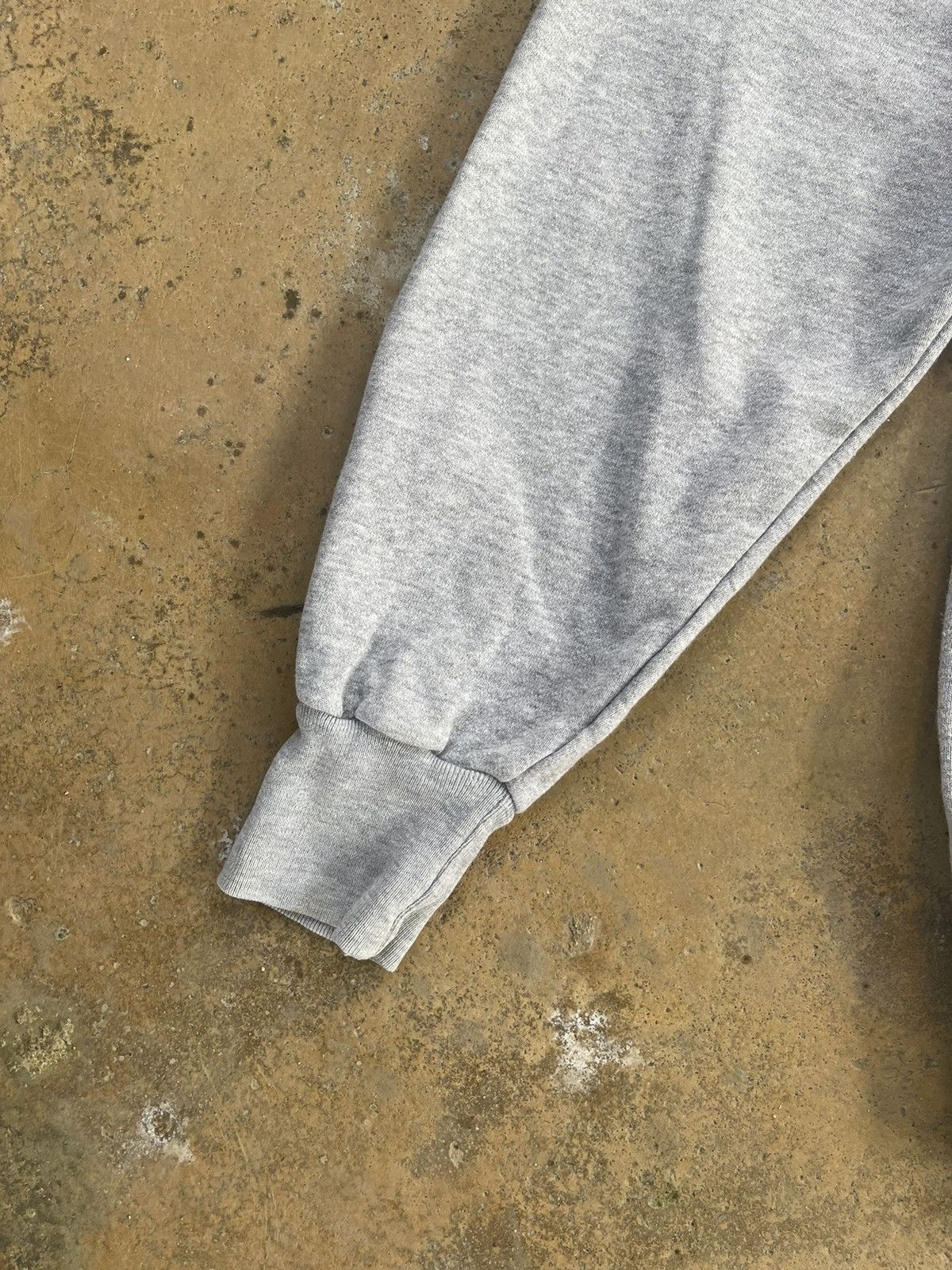 Levi's Vintage 1998 Levi’s Gray Hoodie – Made in Japan – Size L Size US L / EU 52-54 / 3 - 16 Thumbnail