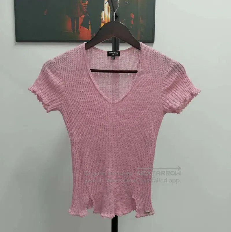 Chanel Chanel Pink Women's T-Shirt . Size S / US 4 / IT 40 - 1 Thumbnail