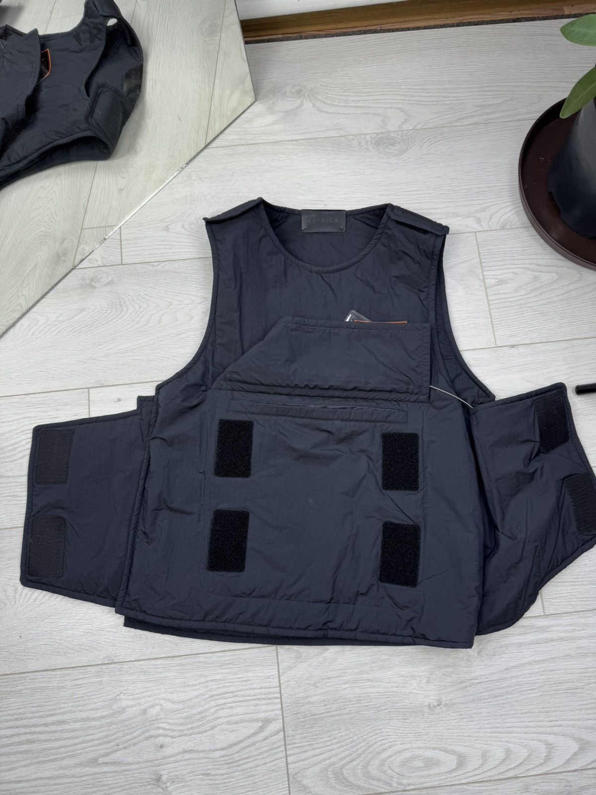 Letasca Multi pocket padded vest Size US S / EU 44-46 / 1 - 6 Thumbnail