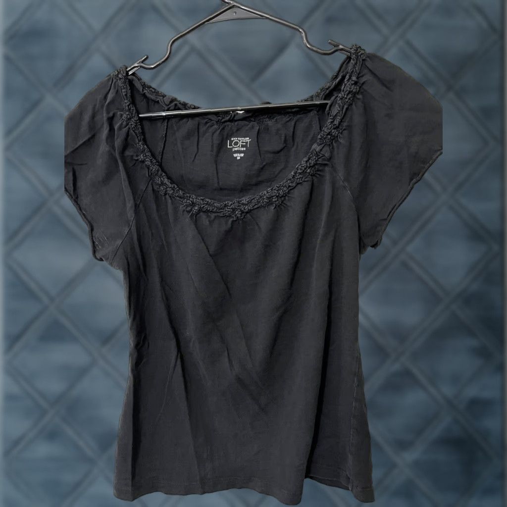Loft VINTAGE LOFT Solid Black Short Sleeve T-Shirt Petites PS Womens Size 28" / US 6 / IT 42 - 1 Thumbnail
