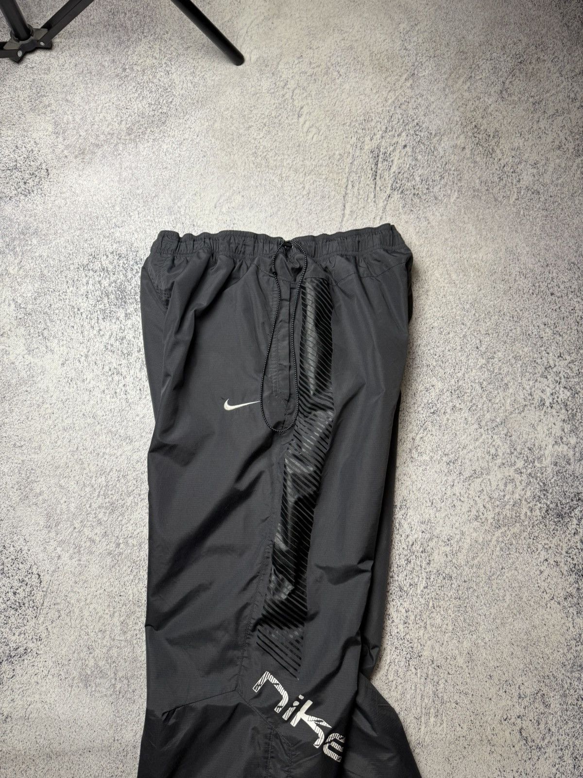 Nike Vintage Nike Air Max Drill Pants Japanese Y2K Gorpcore Size US 34 / EU 50 - 2 Thumbnail