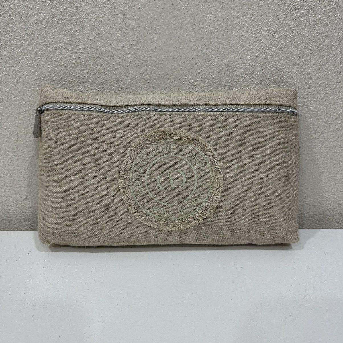 Dior ‼️LASTDROP‼️ DIOR BEAUTE COUTURE FLOWERS CANVAS COSMETIC BAG Size ONE SIZE - 2 Thumbnail