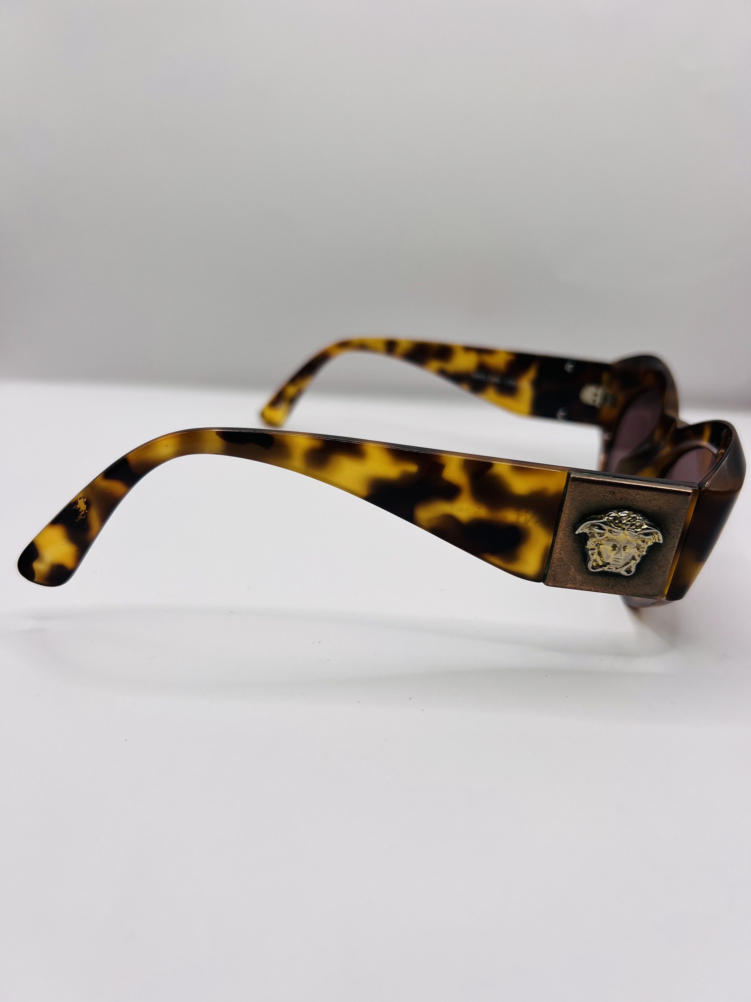 Versace Gianni Versace vintage sunglasses Size ONE SIZE - 3 Thumbnail