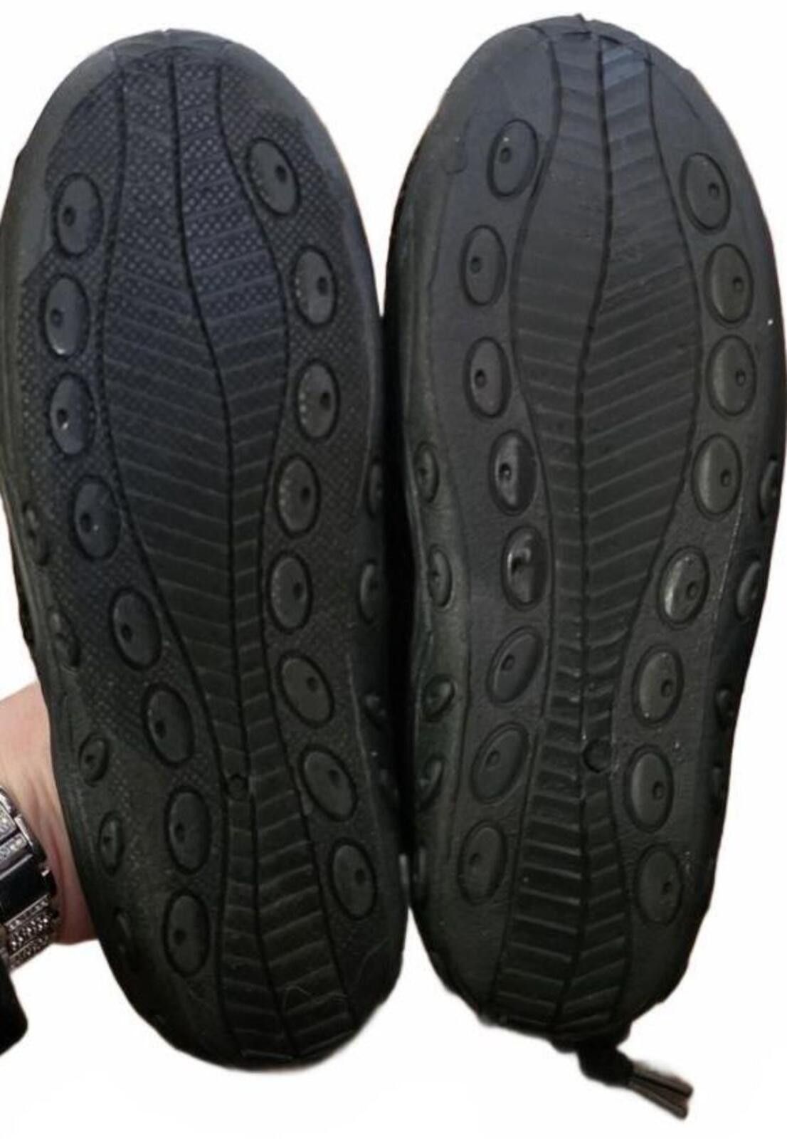 Other 2 Pair Lot of Water Shoes Easy USA & Wave Black Blue Size 7 Size ONE SIZE - 8 Thumbnail