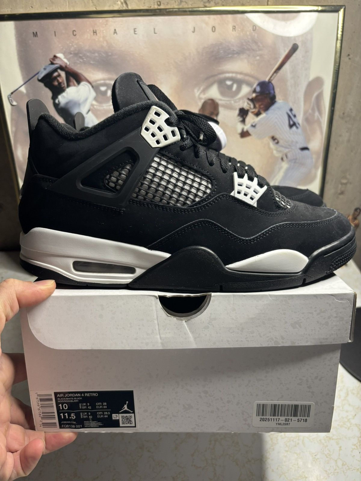 Jordan Brand Air Jordan 4 Retro OG Military Black Size US 10 / EU 43 - 1 Thumbnail