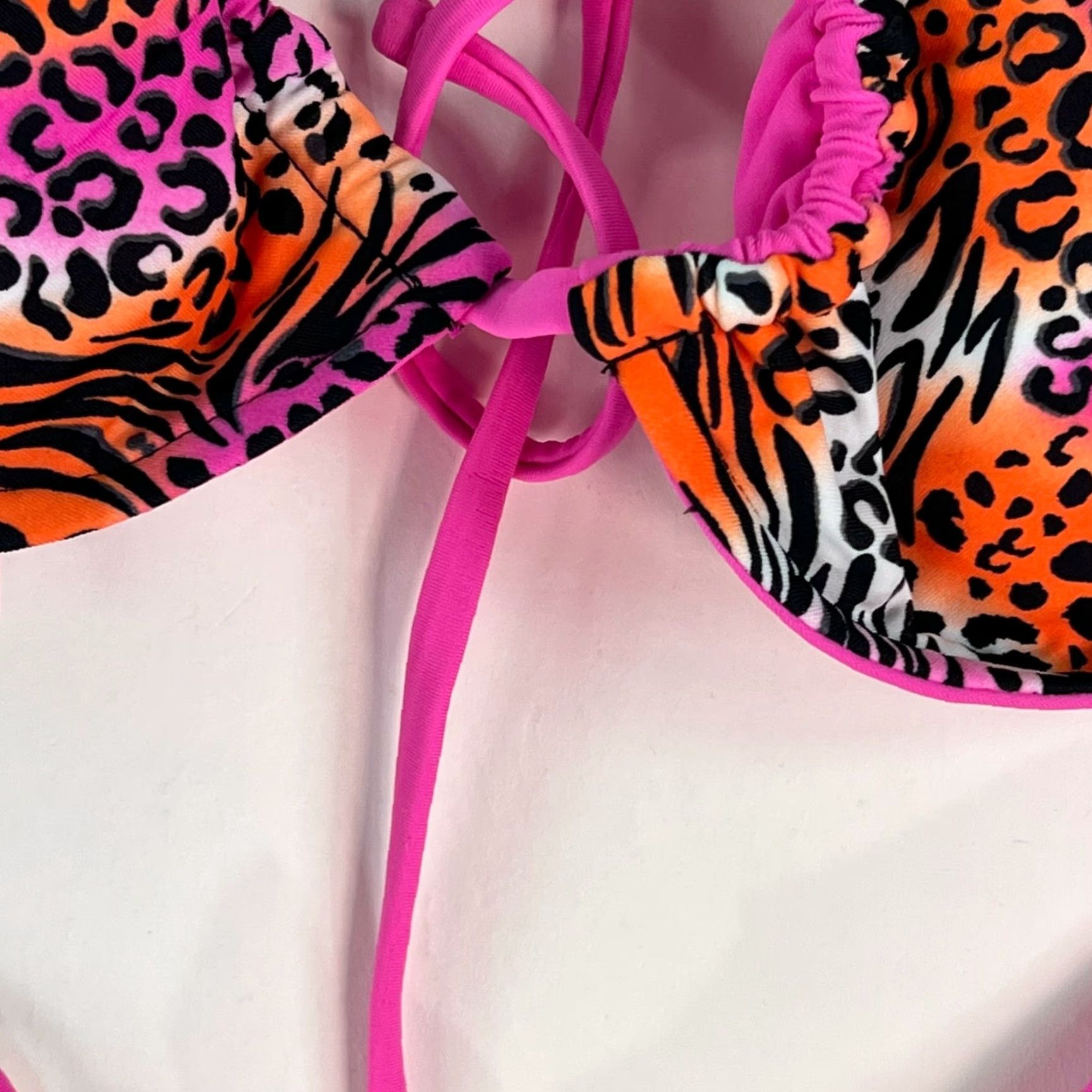 Apt. 9 Apt. 9 Bikini Top Women Twist Front Bandeau Pink Leopard Size M Padded Adjustable Straps Beach Size M / US 6-8 / IT 42-44 - 2 Thumbnail