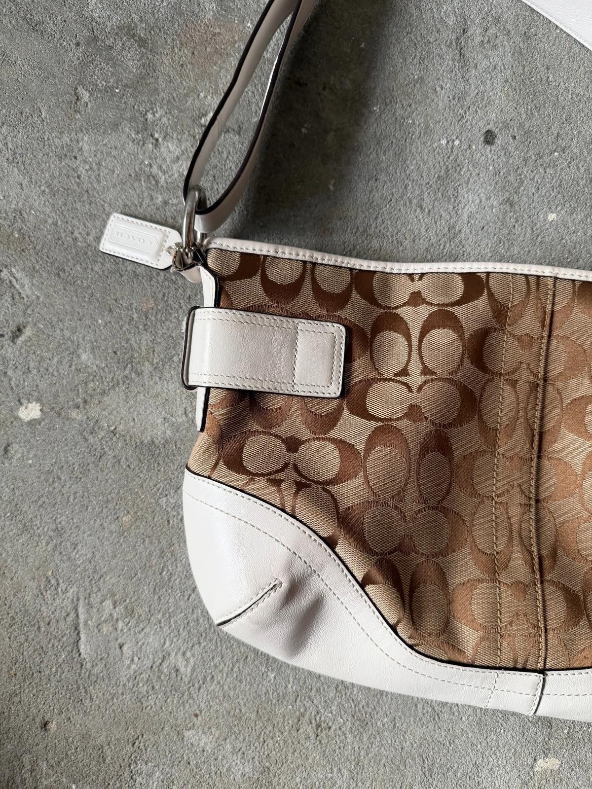 Coach Coach 2Way Signature Sufflette Shoulder Bag Beige/White Size ONE SIZE - 7 Thumbnail