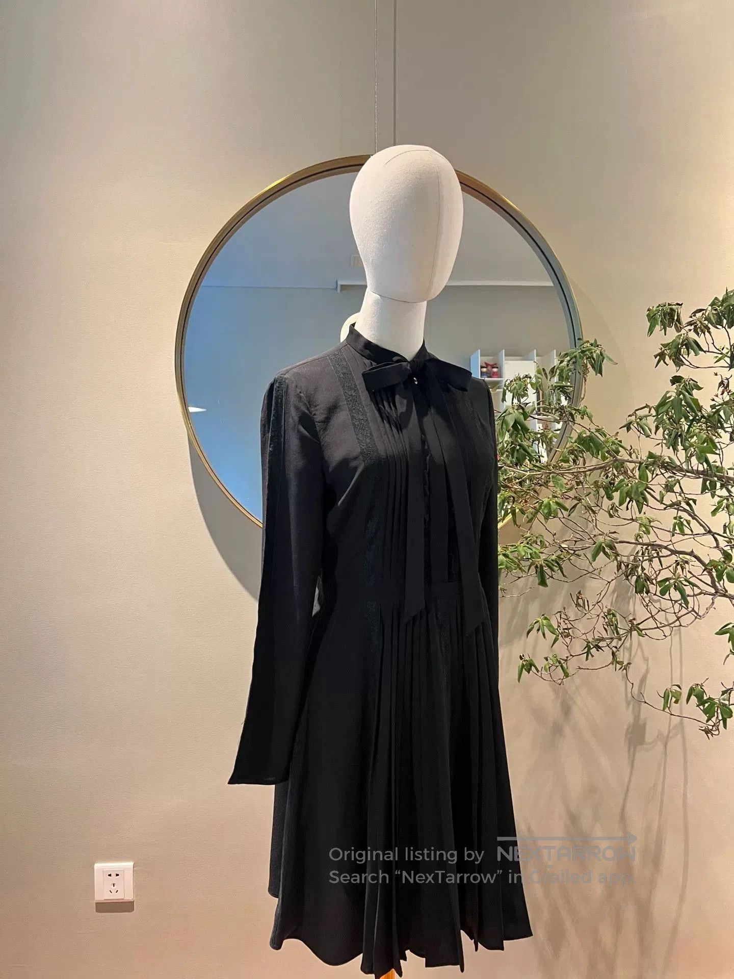 Valentino Valentino Silk Lace Dress. Size US M / EU 48-50 / 2 - 4 Thumbnail