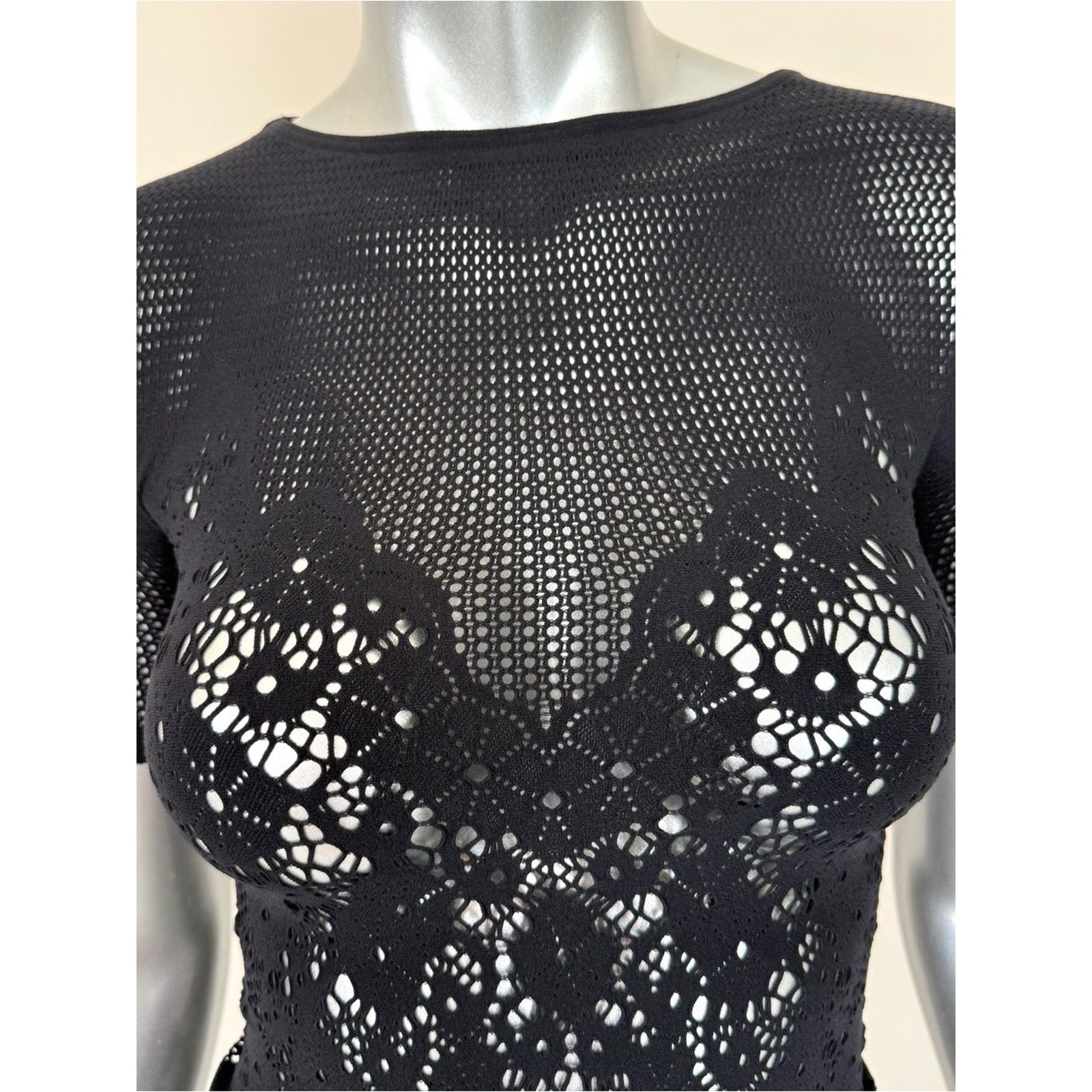 Wolford NEW!!! Wolford Flower Lace Slim Short-Sleeve Top size S 295$ Size S / US 4 / IT 40 - 3 Thumbnail