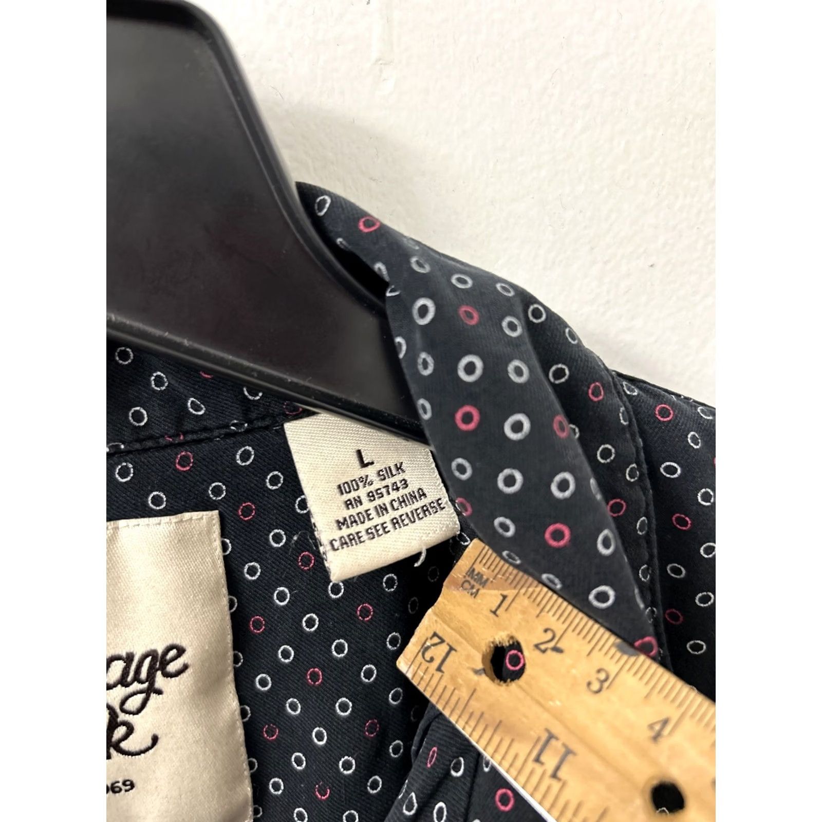 Vintage VINTAGE Silk Circa 1969 Shirt Mens L Black Polka Dot 100% Silk Button Down S/S Size US L / EU 52-54 / 3 - 6 Thumbnail