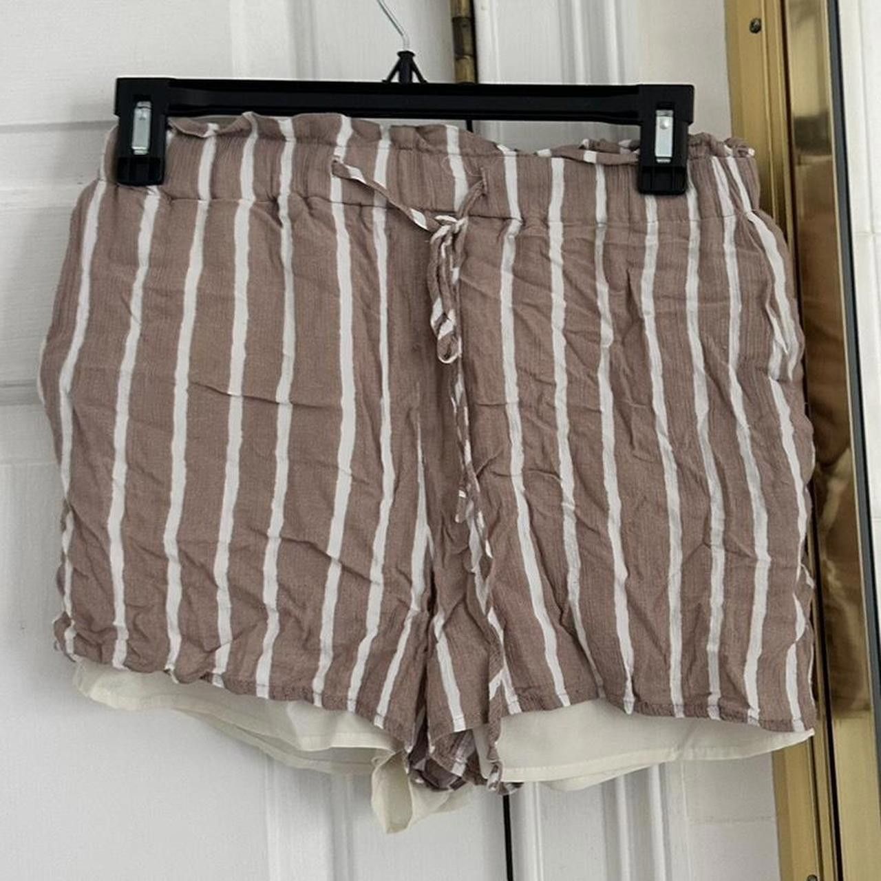 Designer BCBGeneration Women's Brown and Cream Shorts Size 26" / US 2 / IT 38 - 1 Thumbnail