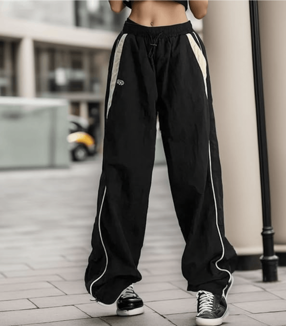 Other Women Retro Vintage Baggy Joggers Size 28" / US 6 / IT 42 - 2 Thumbnail