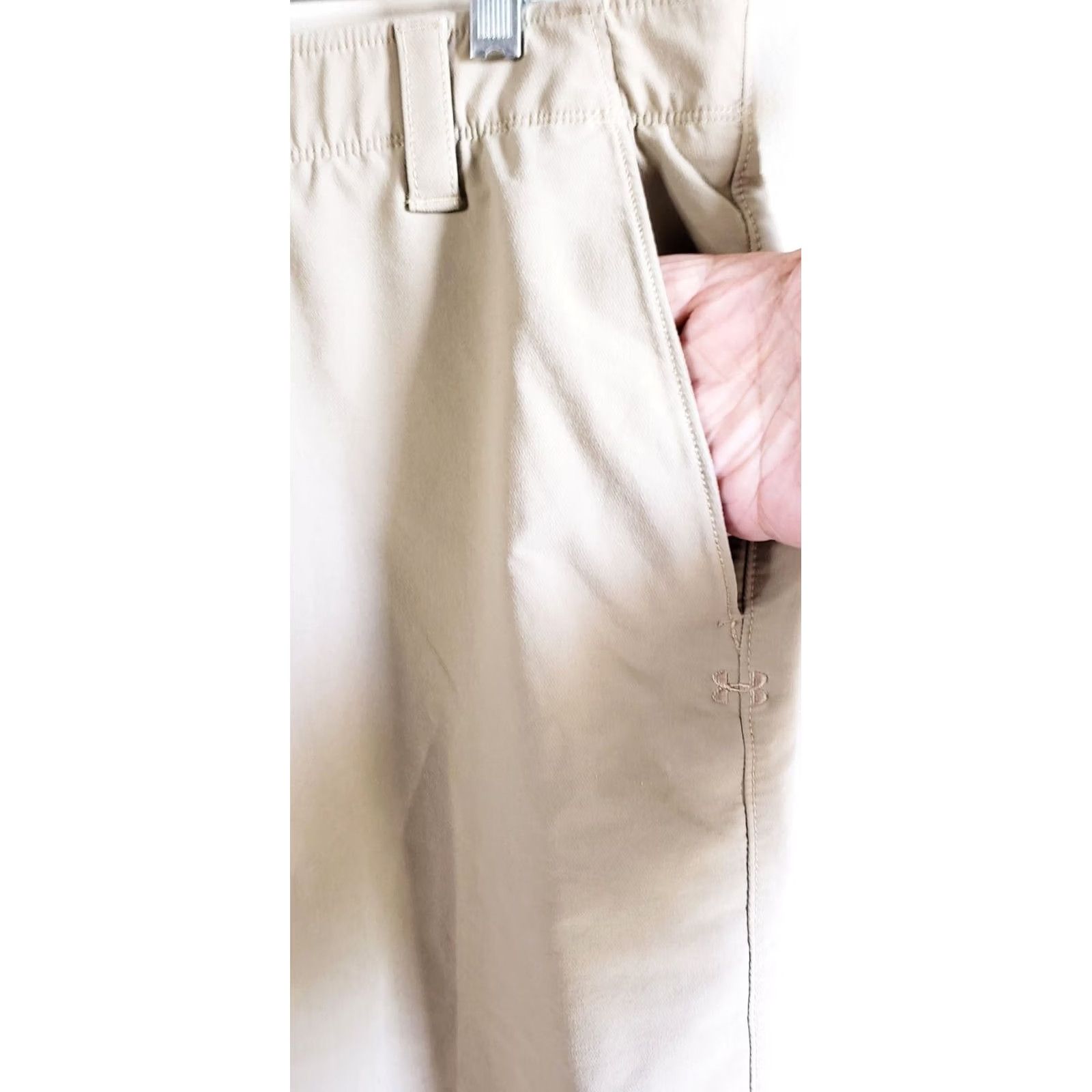 Under Armour Under armour Golf Shorts Men 38 Khaki Polyester Performance Stretch Excellent Condition Size US 38 / EU 54 - 5 Thumbnail